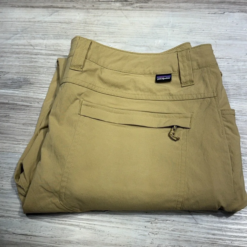 Patagonia Quandary Pants Mens Sz 36 (36x28) Tan Performance Hiking Trail Outdoor